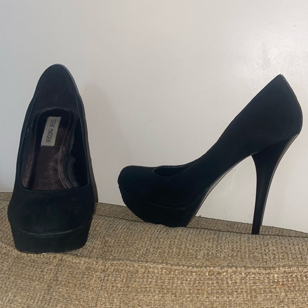Steve Madden suede stiletto pumps